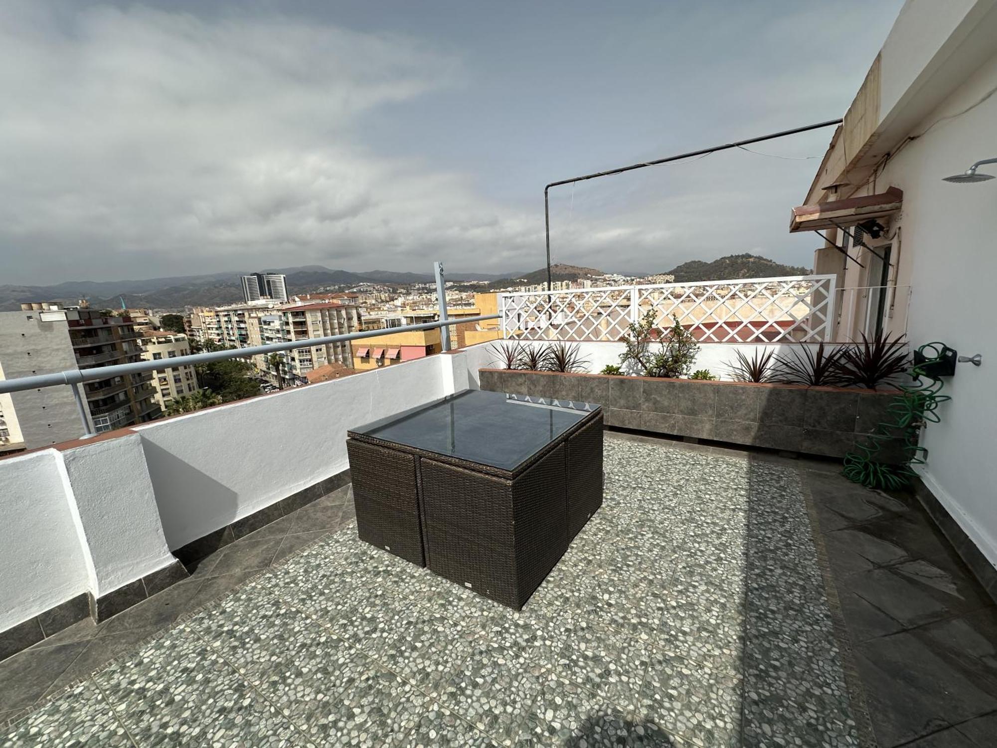 Atico Plaza Bailen Malaga Centroアパートメント エクステリア 写真