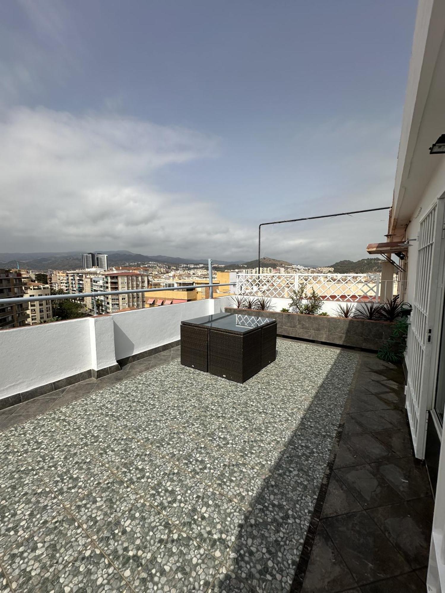 Atico Plaza Bailen Malaga Centroアパートメント エクステリア 写真